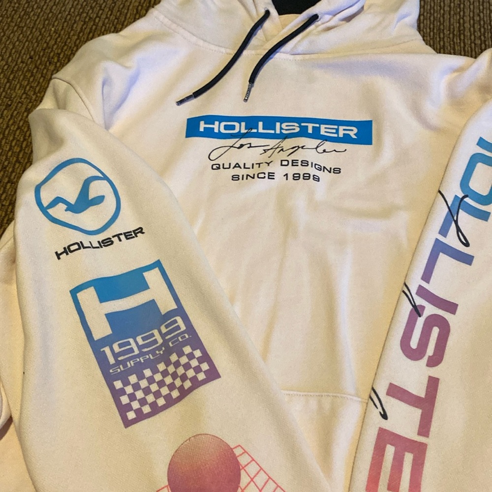 Hollister, XL light pink decides on both sleeves